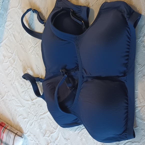 Breezies Full Coverage Wire Free T Shirt Bras 40D - Picture 2 of 5